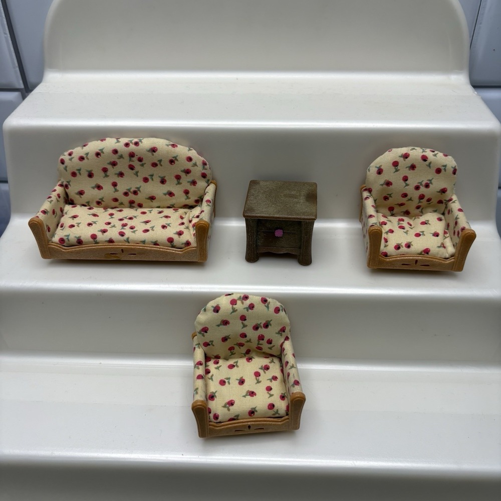 Epoch Calico Critters Family Dollhouse Living room set Couch Sofa 2‎ Arm Chairs
